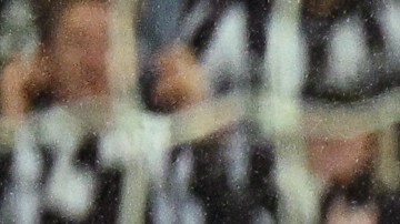 Miguel Almirón abrió el camino de la goleada para el Newcastle.