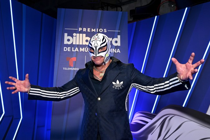 Rey Mysterio en los Premios Billboard.