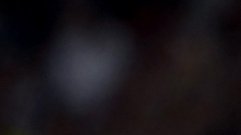 Ketel Marte avienta su bate luego de conectar jonrón contra los Dodgers.