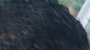 Un niño herido durante los ataques aéreos israelíes recibe auxilio el 12 de octubre de 2023 en la ciudad de Gaza