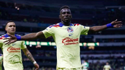 Recientemente, Quiñones recibió la carta de naturalización que le permite jugar con el Tri.