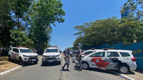 Adolescente víctima de bullying protagoniza tiroteo en escuela de Brasil, mata a compañera y hiere a otros tres