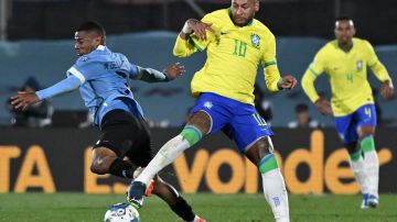 Neymar Jr. sufrió una rotura del ligamento cruzado anterior y de menisco en la rodilla izquierda.