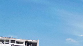 Hotel destruido por el huracán Otis