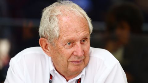 El asesor de la escudería Red Bull, Helmut Marko, volvió a arremeter en contra del mexicano Sergio "Checo" Pérez.