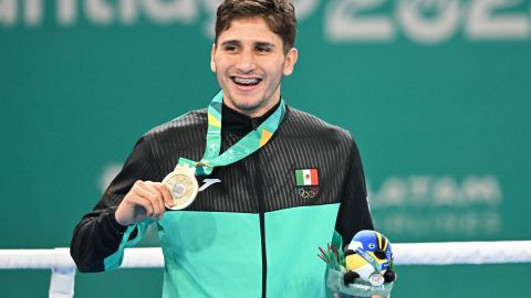 Marco Verde, campeón panamericano pr México en boxeo.