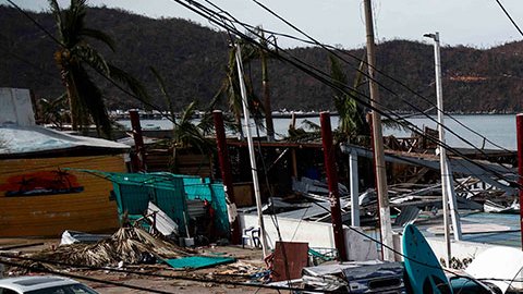 AMLO confía en lograr la “hazaña de poner de pie a Acapulco” tras informar que subió a 43 los muertos por el huracán Otis
