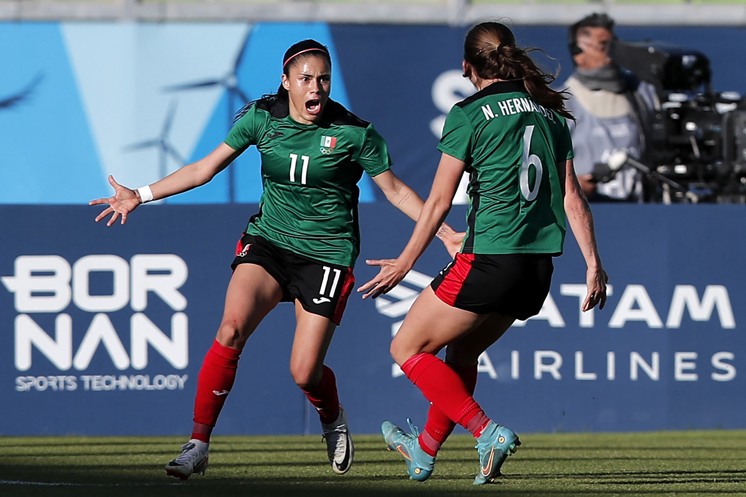 El debut de las selecciones femeninas en los Panamericanos 2023 - CONMEBOL