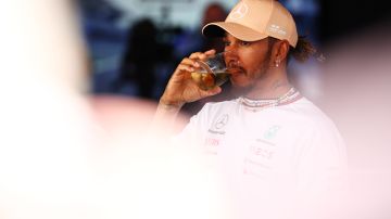 El británico Lewis Hamilton sigue diversificando sus negocios fuera de las pistas de carrera.