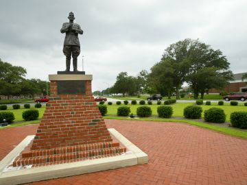 Detienen a marine por el homicidio de otro militar en la base Camp Lejeune de Carolina del Norte