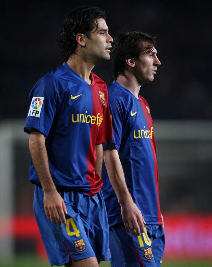 El mexicano Rafa Márquez (i) compartió con Messi (d) en el FC Barcelona por cinco temporadas y media.