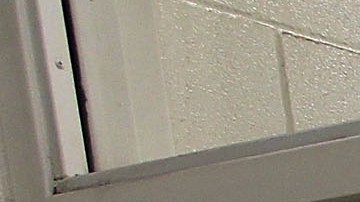 CoreCivic ha sido denunciada por explotar a inmigrantes en centros de detención de ICE.