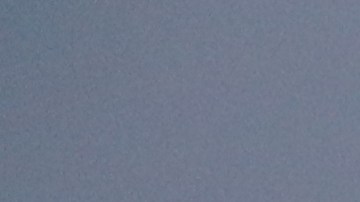 Se declaran en huelga Jessica Montiveros (de uniforme verde) y otros trabajadores del hospital St. Francis, en Lynwood.