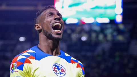 Julián Quiñones, naturalizado mexicano, es actual jugador de las Águilas del América.