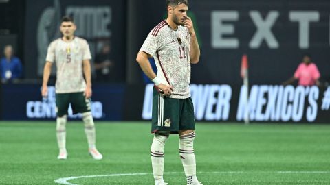 Santi Giménez con los colores de la Selección de México.