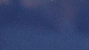 César huerta celebra uno de sus goles con Gabriel Fernández.