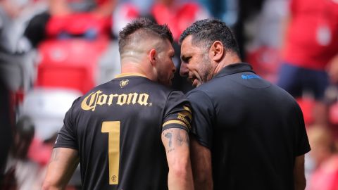 Tiago Volpi se encaró con Ángel Sosa tras terminar la victoria de Toluca.