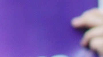 Inmigrantes participan en una conferencia de prensa para hacer el anuncio de la nueva ley.