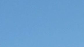 Mia Khalifa en un vento de moda.