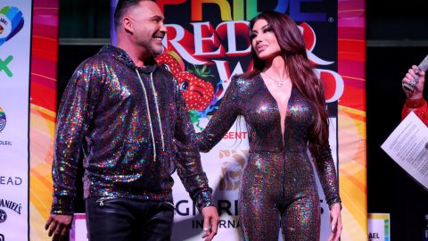 Oscar De La Hoya y Holly Sonders fueron honrados como Grandes Mariscales en el Desfile del Orgullo Gay de Las Vegas 2023 en Las Vegas, NV.