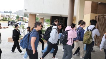 La mayoría de los estudiantes de las escuelas chárter en Los Ángeles son latinos de bajos ingresos