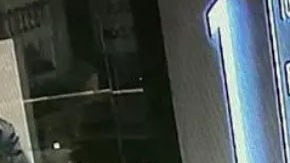 Ladrón en centro comercial