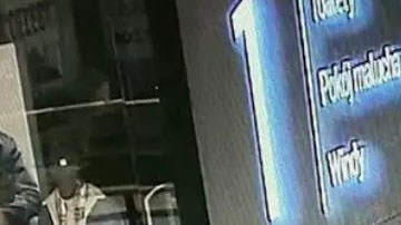 Ladrón en centro comercial