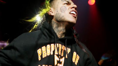 Tekashi 6ix9ine en vivo en concierto en New Jersey.