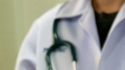 Una vacuna más barata y eficaz contra la malaria obtiene la aprobación de la OMS