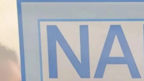 La Opinión, una publicación de Impremedia, es el periódico impreso en español más leído en los Estados Unidos.