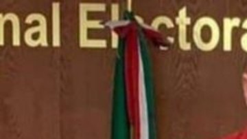 Baena Saucedo era conocido por su activismo en derecho a favor de la comunidad LGBT.