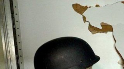 El portavoz de las FDI, el teniente coronel Jonathan Conricus, mostró al equipo de la BBC una parte del hospital de Al Shifa.