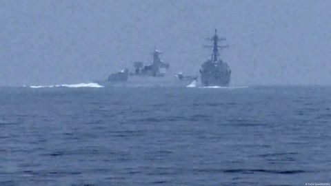 China dice que vigiló la navegación de los buques de guerra.