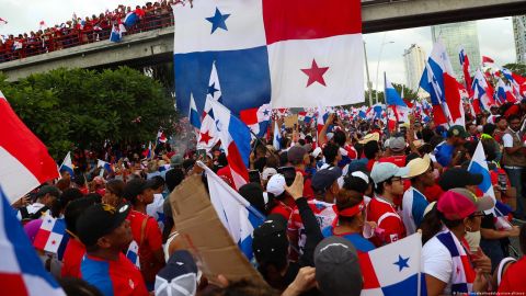 Gobierno de Panamá pide "el retorno de la paz social"