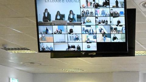 Más de 2,100 años de cárcel suman las condenas en mayor juicio contra mafia de la 'Ndrangheta