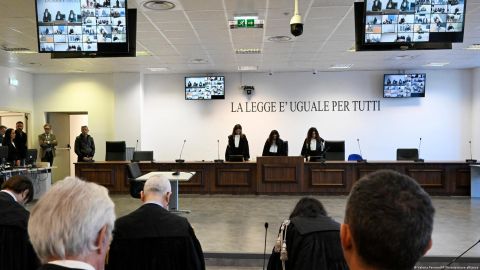 Más de 2,100 años de cárcel suman las condenas en mayor juicio contra mafia de la 'Ndrangheta
