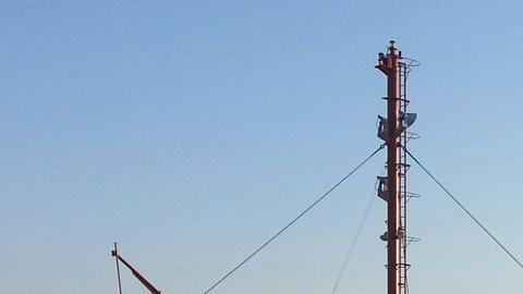 Marina estadounidense libera un buque atacado en el mar Rojo