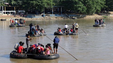 Más 40,000 migrantes cruzaron la frontera sur de México entre agosto y octubre