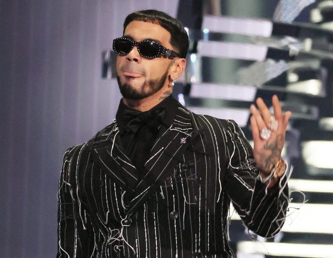 Anuel AA en los MTV VMAs 2023.