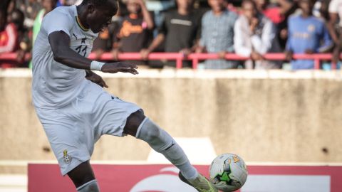 Raphael Dwamena, futbolista ghanés, falleció este sábado.