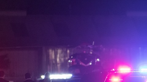 Joven hispano sospechoso por tiroteo en mercado de pulgas de Houston se entregó a la policía