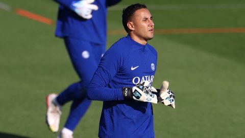 Keylor Navas solo figura en los entrenamientos de PSG, ya que no cuenta ni para el banquillo de suplentes.