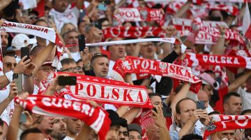 Fanáticos de Polonia.