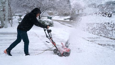 Al menos 14 millones de estadounidenses bajo alertas de clima invernal