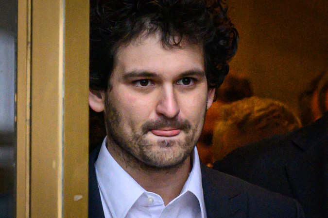 Fundador de FTX, Sam Bankman-Fried, es declarado culpable por fraude y otros cargos por robo por 10,000 millones