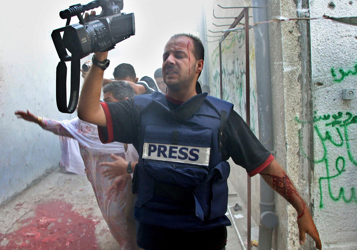 Bombardeos israelíes en Gaza deja media docena de periodistas y empleados de medios muertos