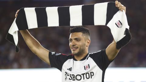 Raúl Jiménez tardó 12 partidos en anotar con el Fulham.