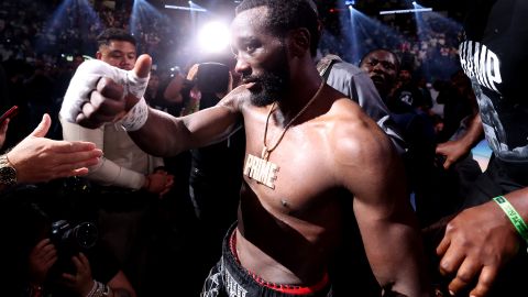 Terence Crawford fue despojado de su cinturón welter.