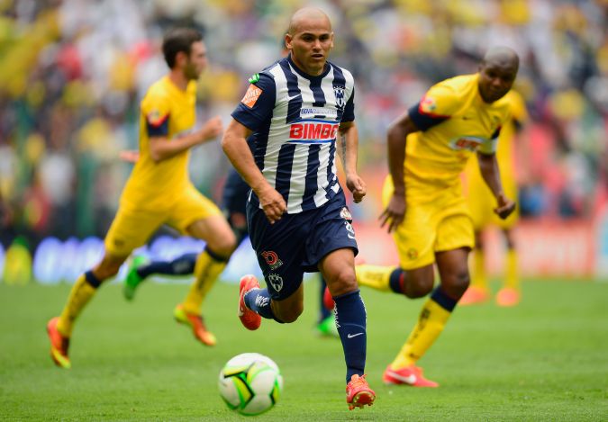 Suazo forma parte de la historia de Rayados de Monterrey. ALFREDO ESTRELLA- Getty Images.