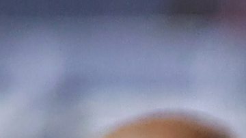 Héctor Herrera sostiene la U.S. Open CUp que ganó con Houston Dynamo.